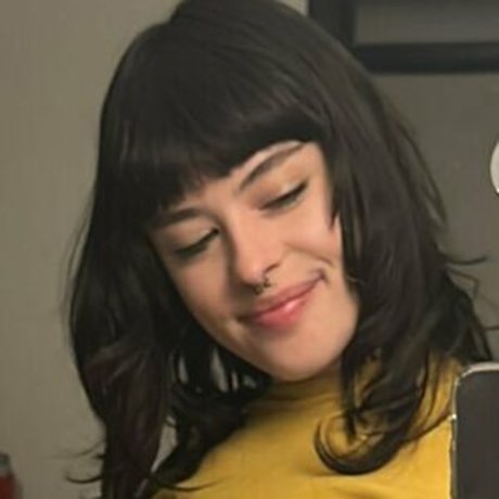 巨乳で痩せているオンリーファンズ えろ 写真