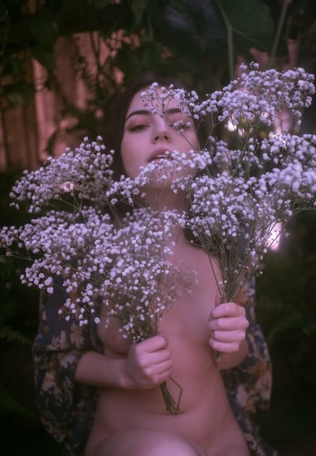 Kylie Quinn 限定モデル 写真