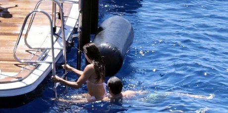 アナルコスプレオンリーファンズ 裸 写真