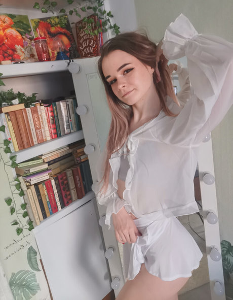 足 熟女 オンリーファンズ トップ ギャラリー