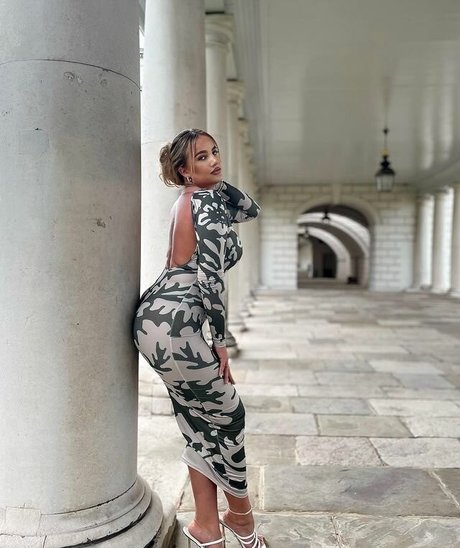 心理学者オンリーファンズ アダルト無料 写真