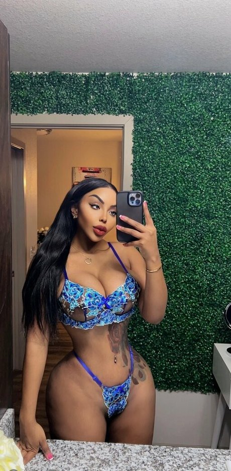 erikayrose トップスター 画像