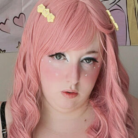 ccolosall 無料モデル 写真