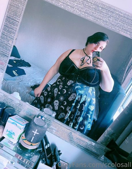 ccolosall ポルノスター 写真