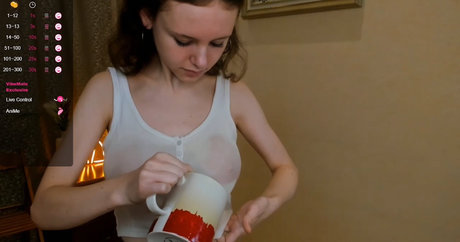 AnnHarrisy セックススター 写真