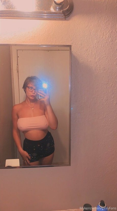 中出し 主観 オンリーファンズ アートヌード ギャラリー