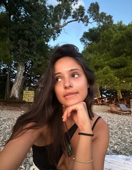 your amixx ホットなモデル 写真