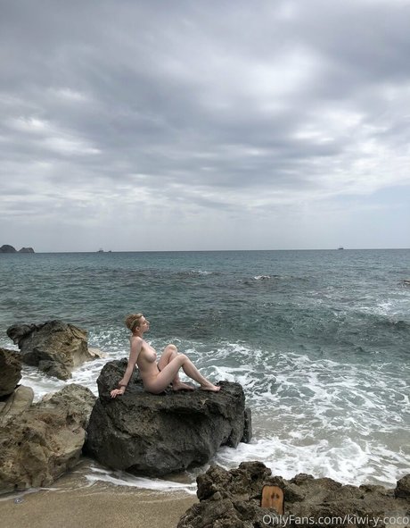 ブルネットのPOV オンリーファンズ 無料ポルノ 写真