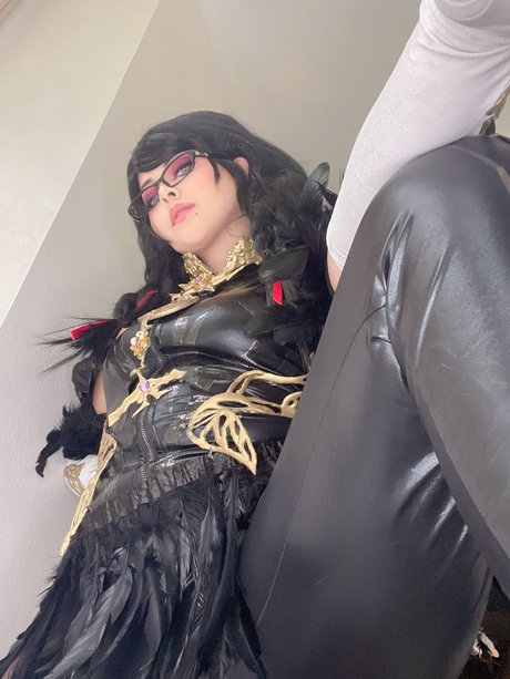 ボディビルダーヌードオンリーファンズ 裸 写真