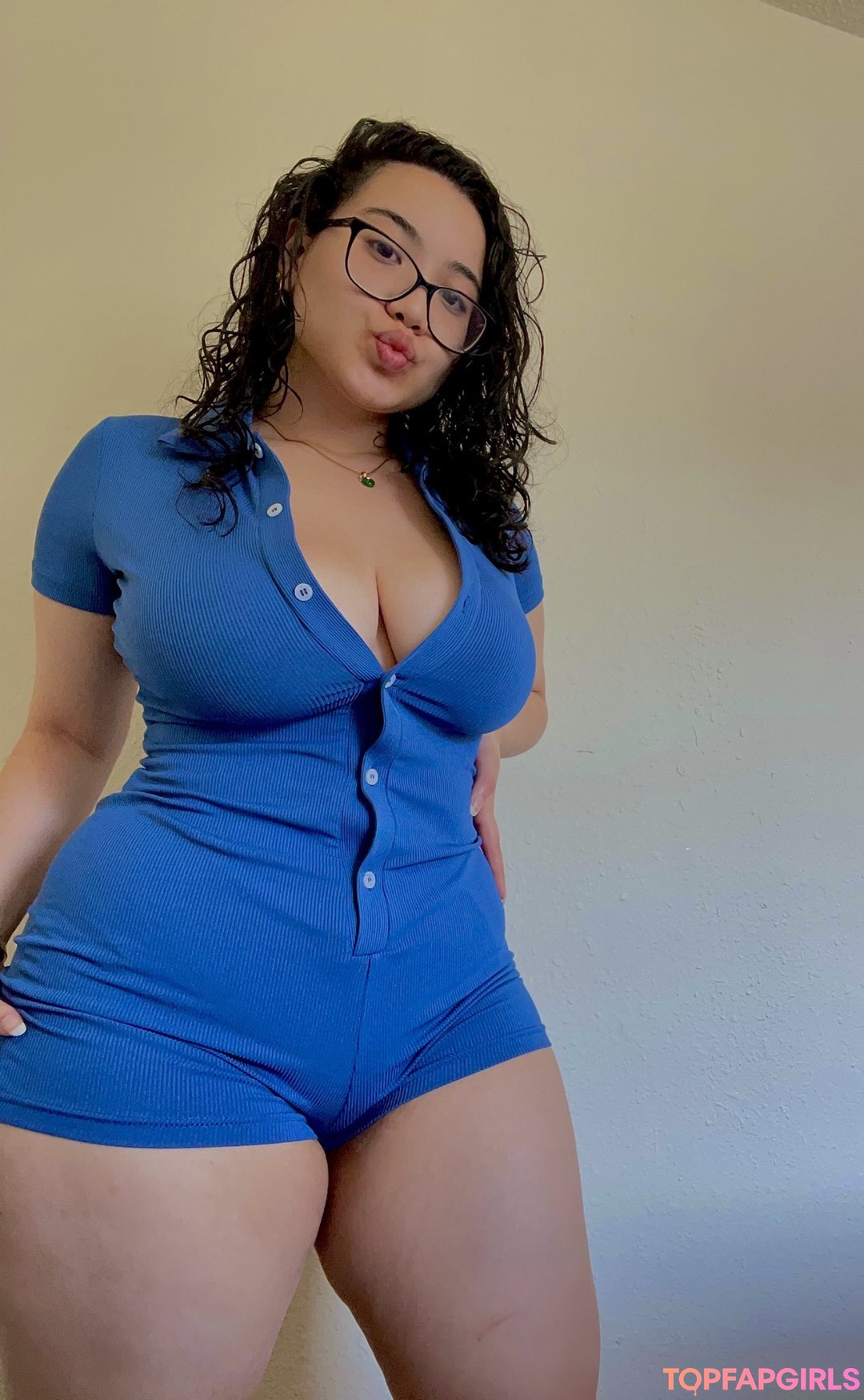 iokalissa セクシーなポルノスター 写真