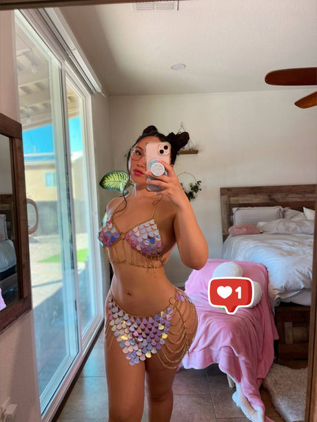 Cheeky Kim_ 独占モデル 画像