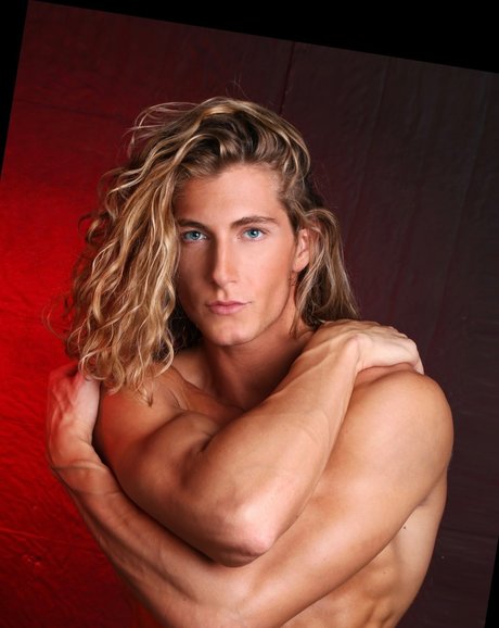 PEPELANZONI ポルノスター 画像