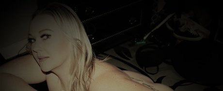 _Tiffani Marie_ モデル 画像