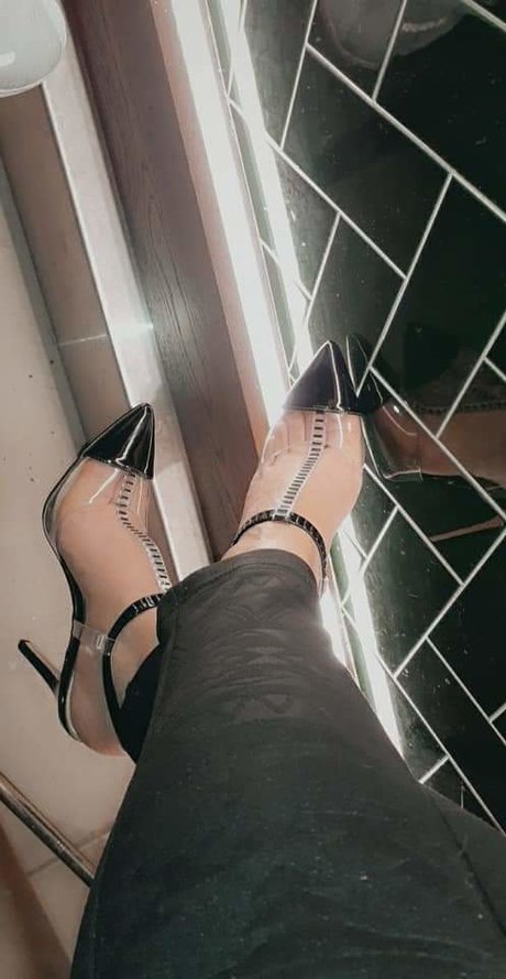 Pnkie Toez official content_ トップ女優 写真