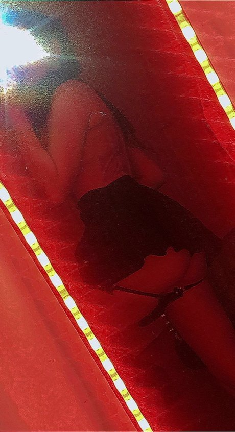 your w ore ポルノスター 可愛い ギャラリー