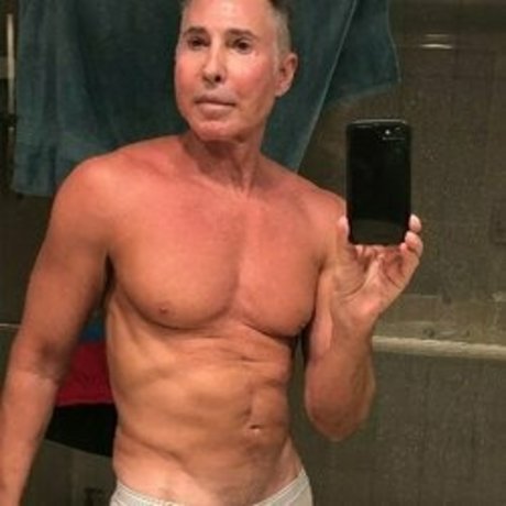 pinocchio8 完璧なモデル 写真