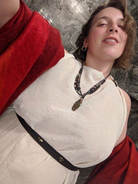 Domme Philippi ホットモデル 画像