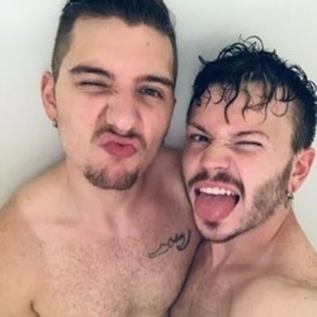 QnG セックス女優 写真