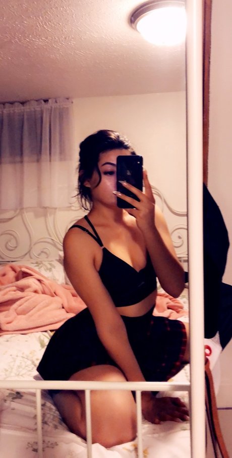 Daisy Zavala 美しいモデル 写真