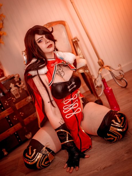 Maee エロティックなポルノスター 画像