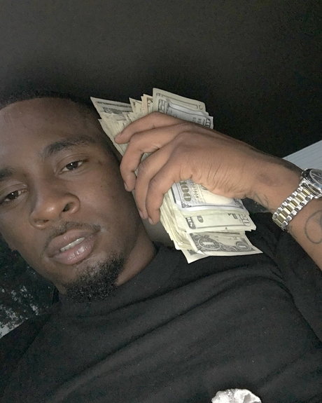 Rio Deniro xxxポルノスター ギャラリー