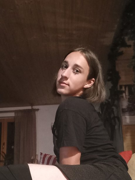 フィットネス熟女オンリーファンズ セクシーヌード 画像