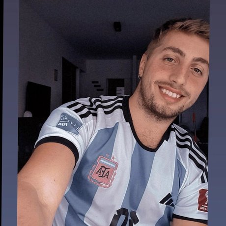 Mariano Nicolas 完璧なスター 写真