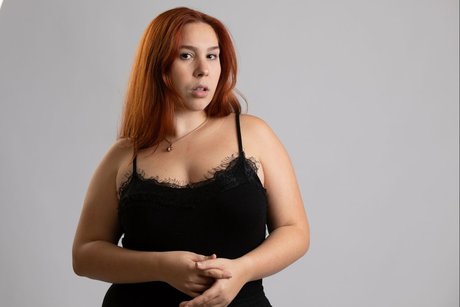 aria 独占スター ギャラリー