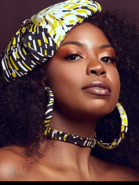 Romina_ アダルト女優 写真