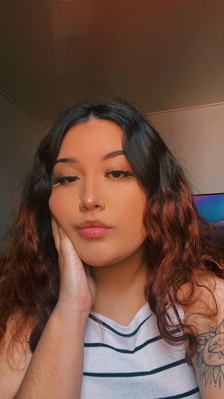 Anahi_ ヌード女優 画像