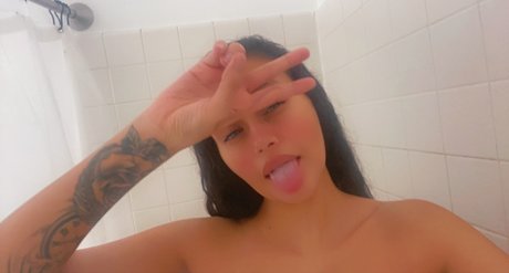 Angel santana セクシーモデル 写真