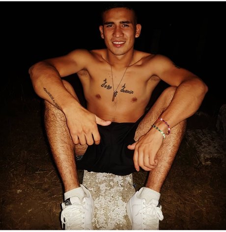 asmrマッサージオンリーファンズ 美しい 写真