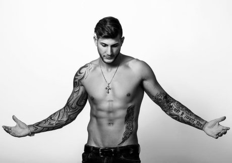 MasterAlexios ポルノ女優 写真