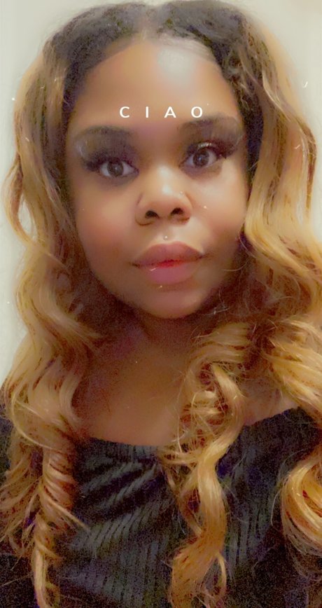 Meka ポルノスター 可愛い ギャラリー