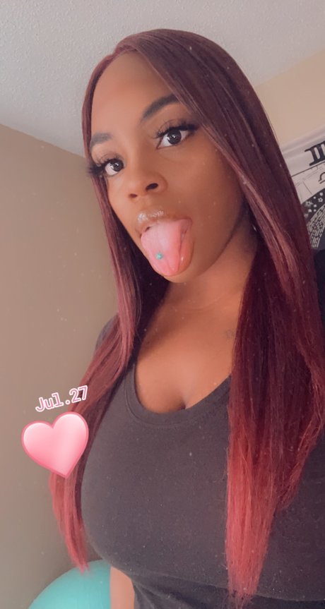 Cinnamon Kiss_ ポルノスター 高品質 画像