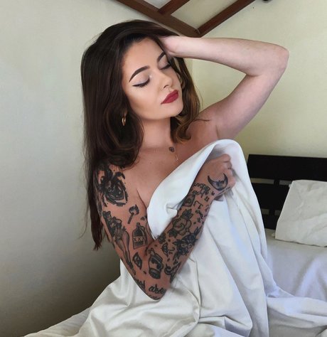 Beau Rose アートポルノスター アーカイブ