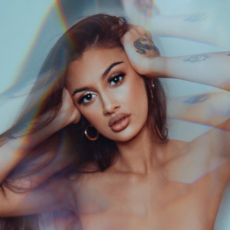 MCCHICKEN UNCENSORED アートスター ギャラリー