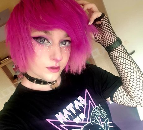 最もホットな赤毛オンリーファンズ セクシー 写真