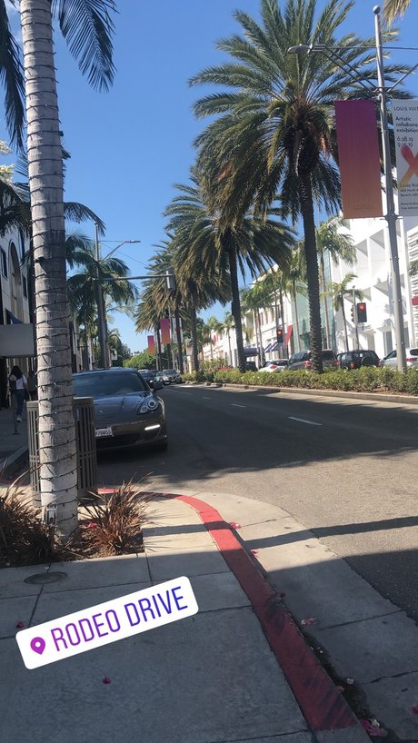 チェコのティーンズオンリーファンズ 美しいxxx 写真