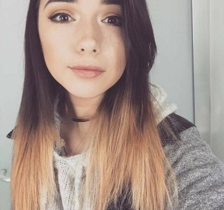 オンリーファンズの動画 セクシーxxx 写真