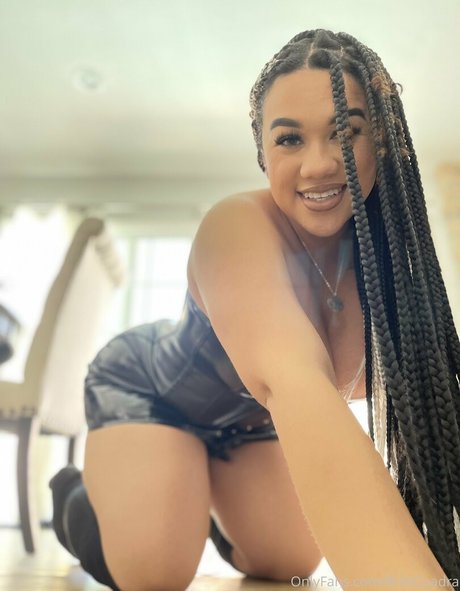 金髪オナニーオンリーファンズ アダルト無料 写真