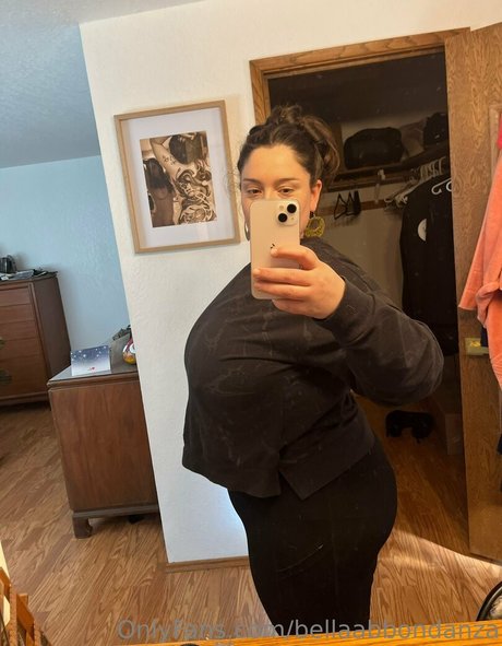 bellaabbondanza 裸のポルノスター 写真