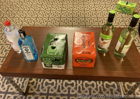 bellaabbondanza アダルトモデル 写真