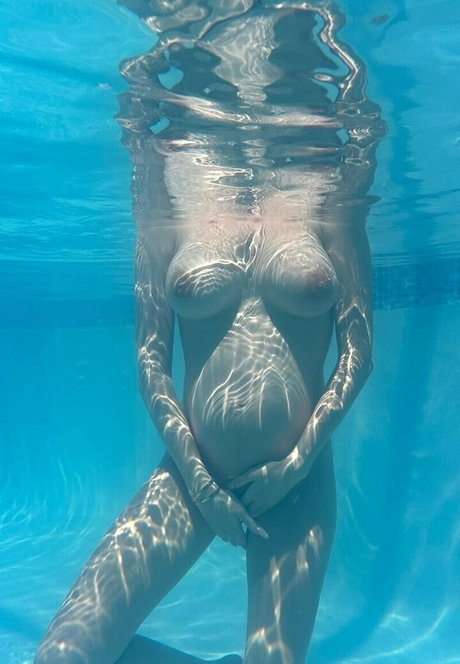 Laura Sophie Muller 素敵なスター 写真