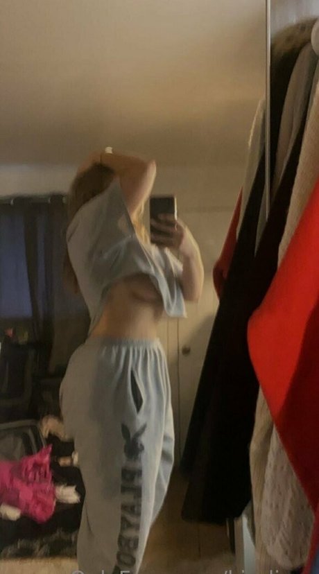 kiralima エロティック女優 写真