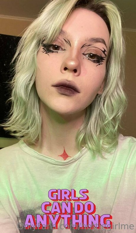 hottiegirlme ヌードモデル ギャラリー