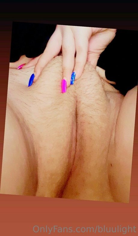 ミラーセルフィーオンリーファンズ えろた 写真