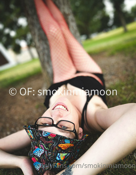 smokinmiamoon ポルノスター 写真