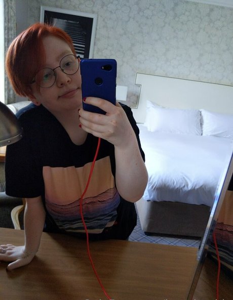 hugginrobin 高品質のスター 写真