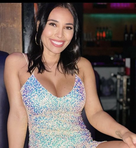 Britt Johnson XXXモデル 画像